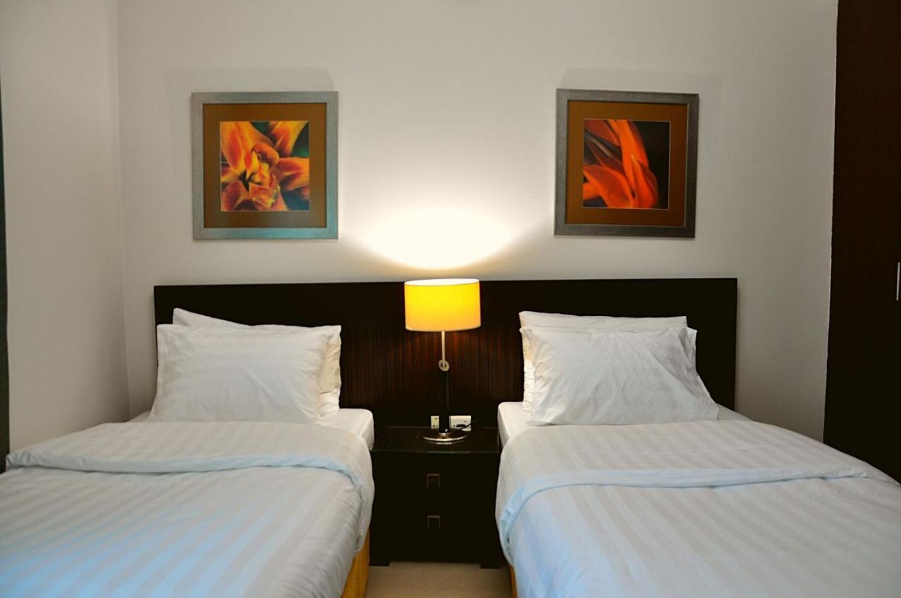 Care Holiday Homes Apartments Barsha Heights Dubai Ngoại thất bức ảnh